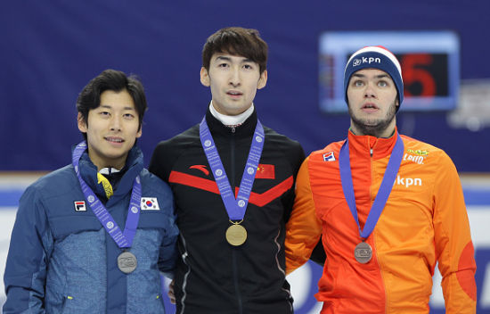 阿拉木图的 阿拉木图的